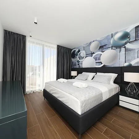 Mihael - Home4you Kraj (Zadar)